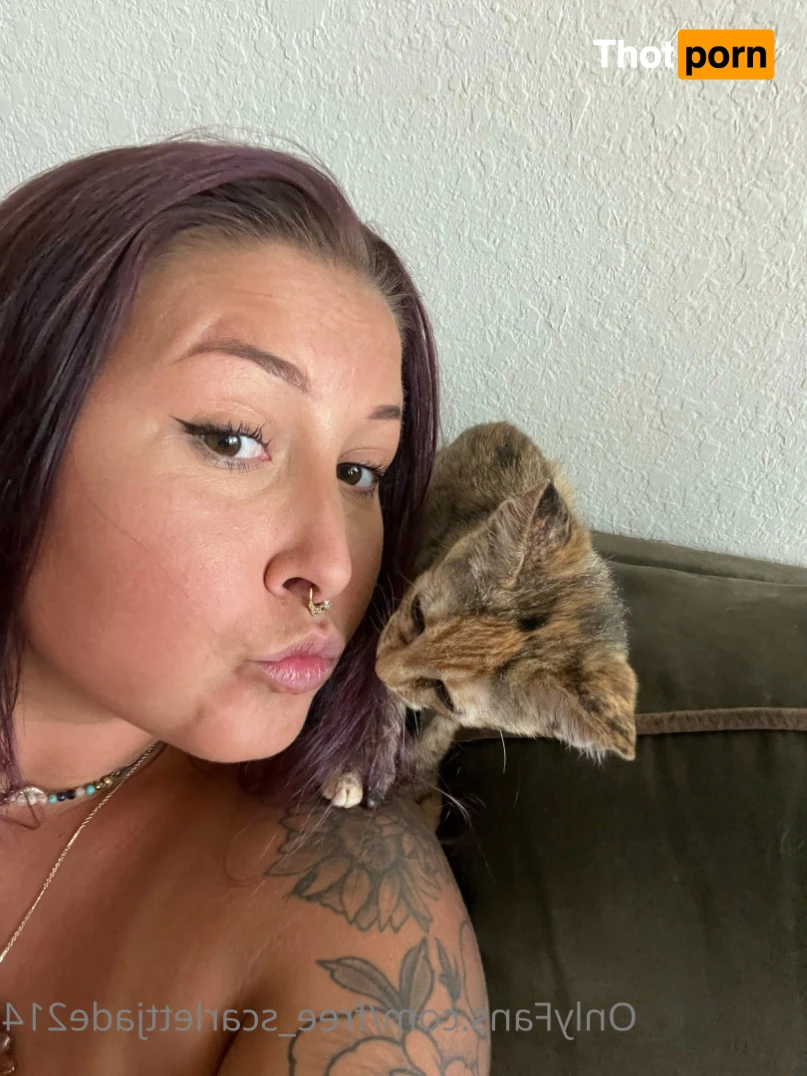 Scarlett Jade 12994994