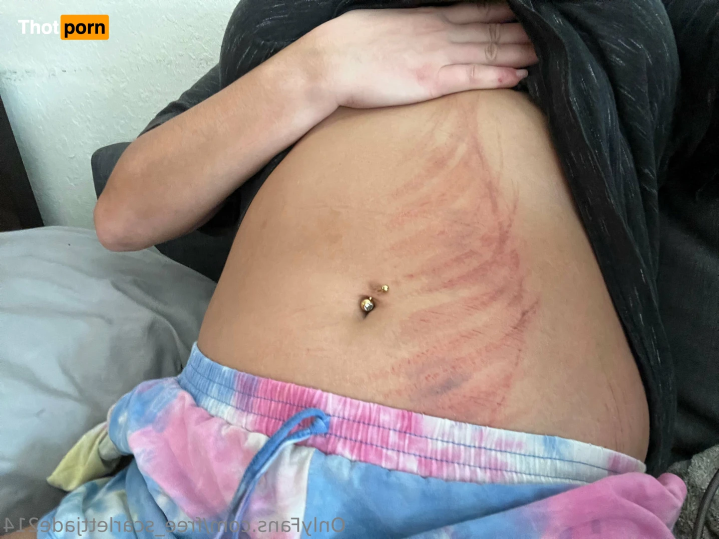 Scarlett Jade 12995194