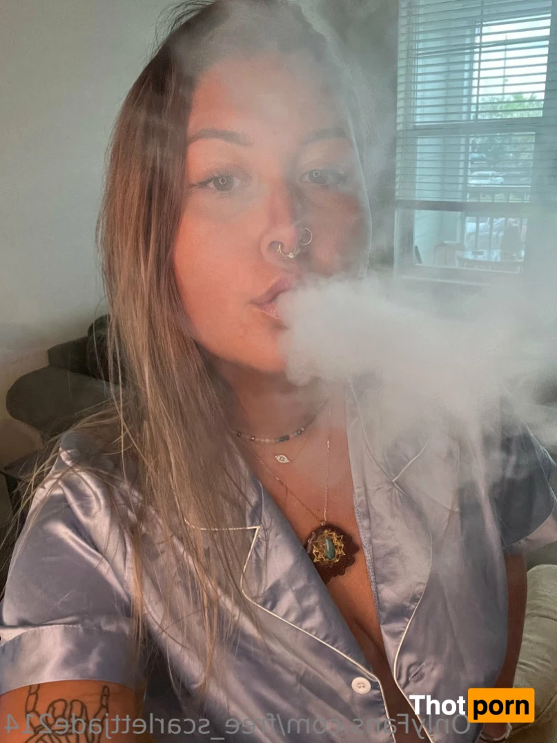 Scarlett Jade 12995280