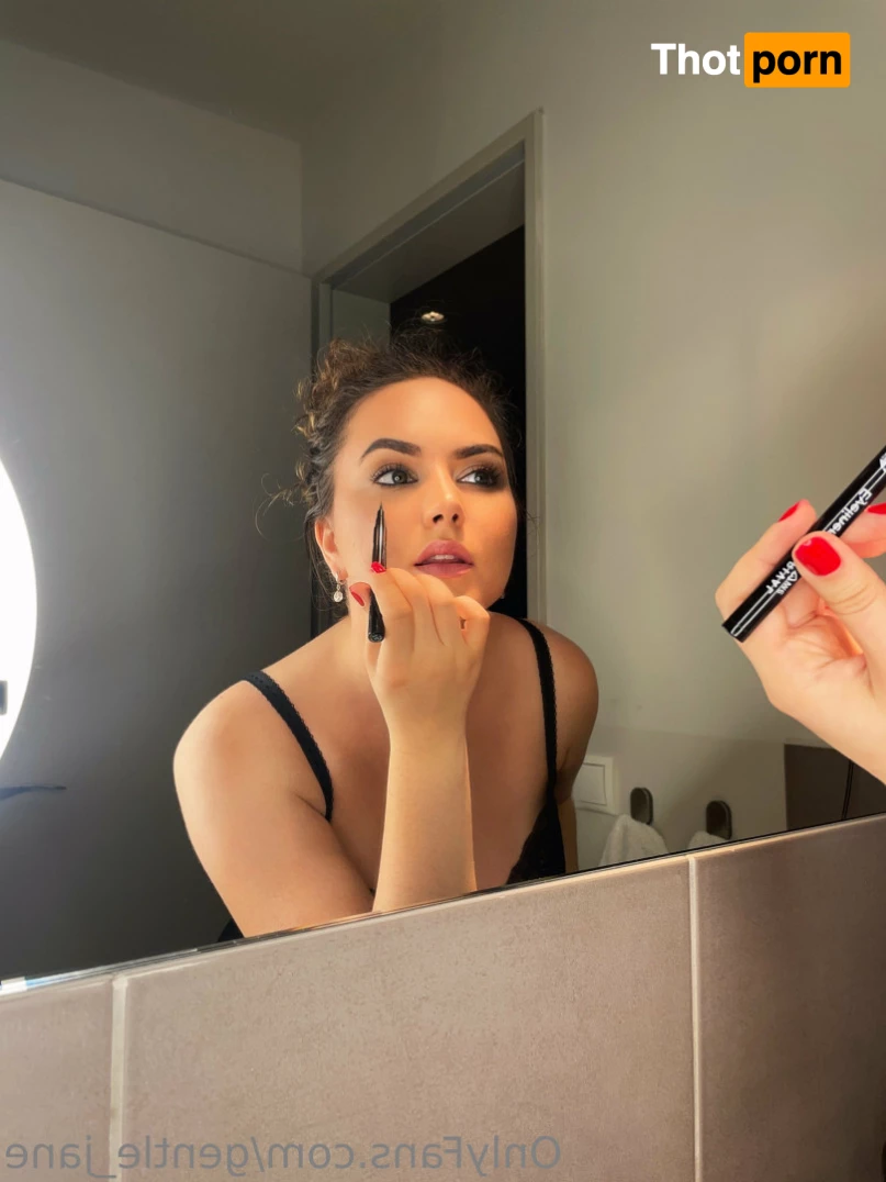 Jane 🎻💄🌹 5626517