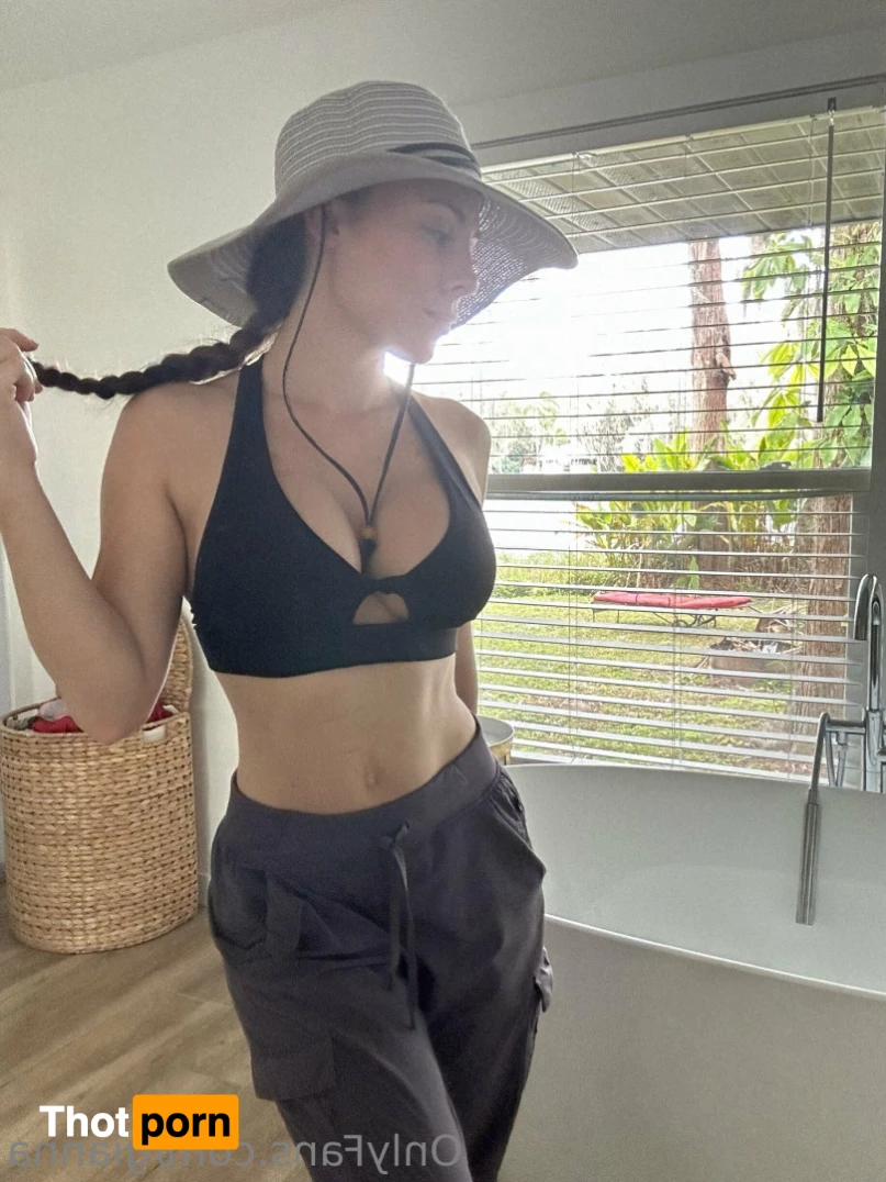 Gianna Nicole 12784428