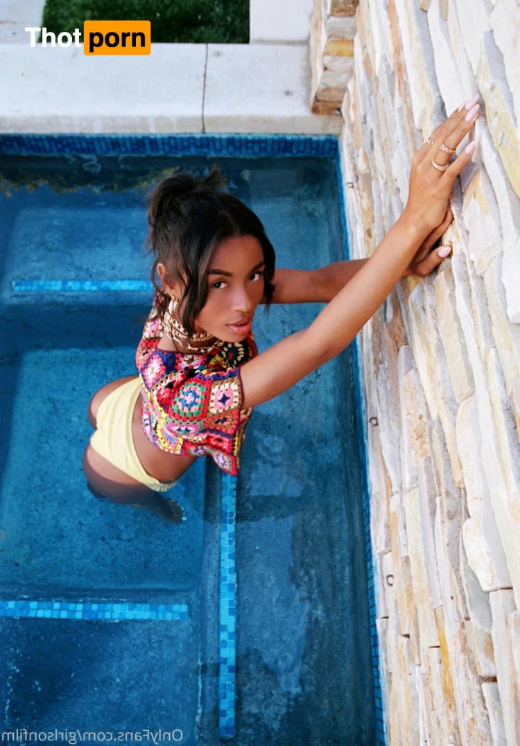 Girls on Film 12768963