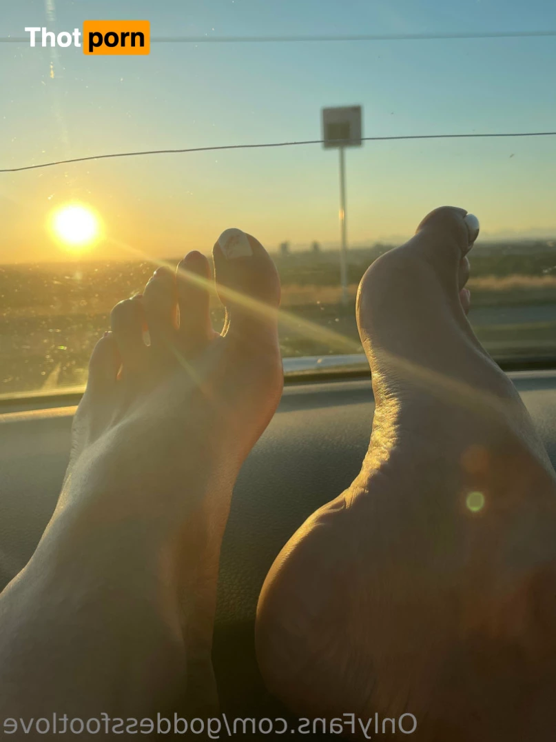 Goddess Footlove 5761198