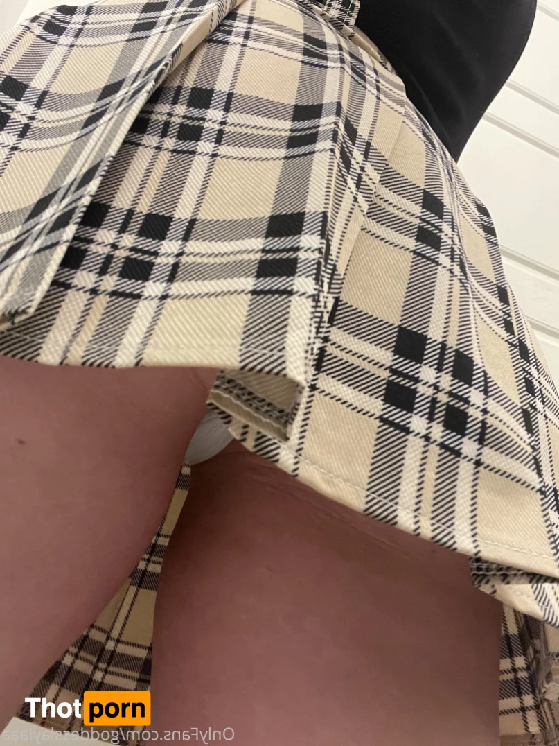 Goddess Layla🦋 5695206