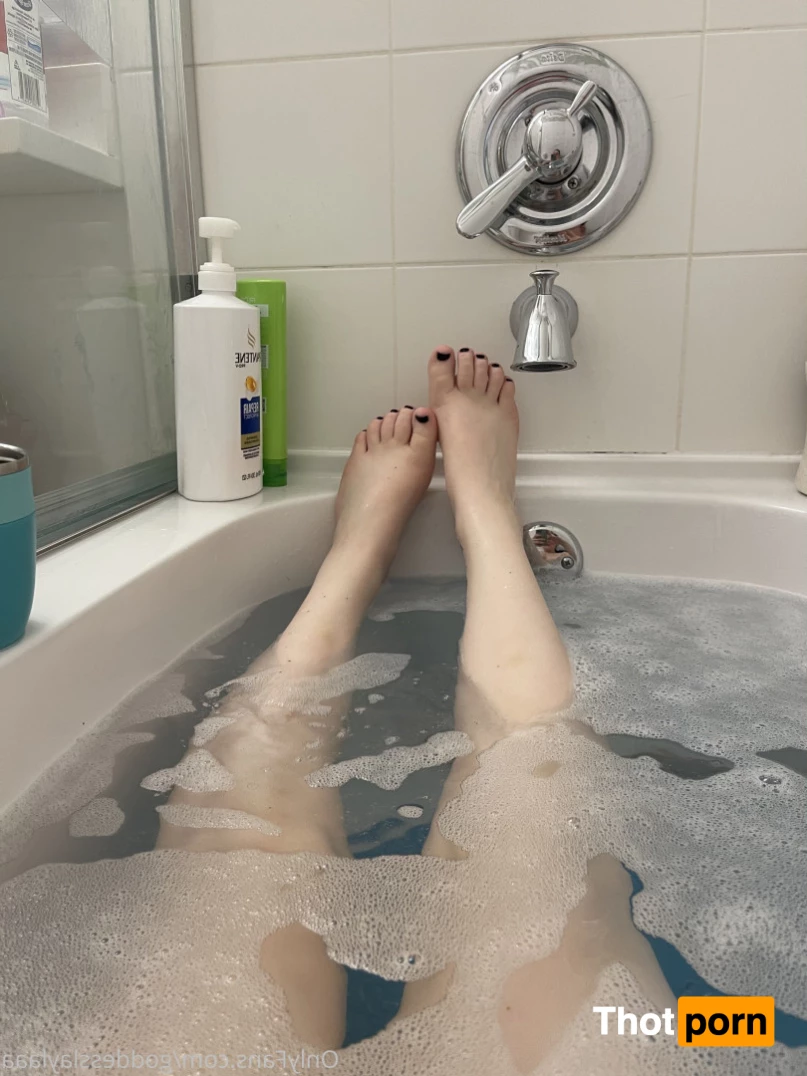 Goddess Layla🦋 5695373