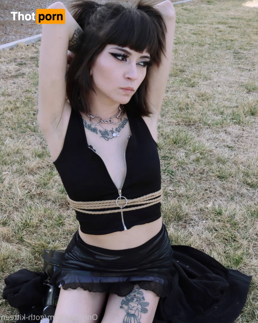 ♡ 𝕲𝖔𝖙𝖍 𝖐𝖎𝖙𝖙𝖊𝖓 ♡ 5592080