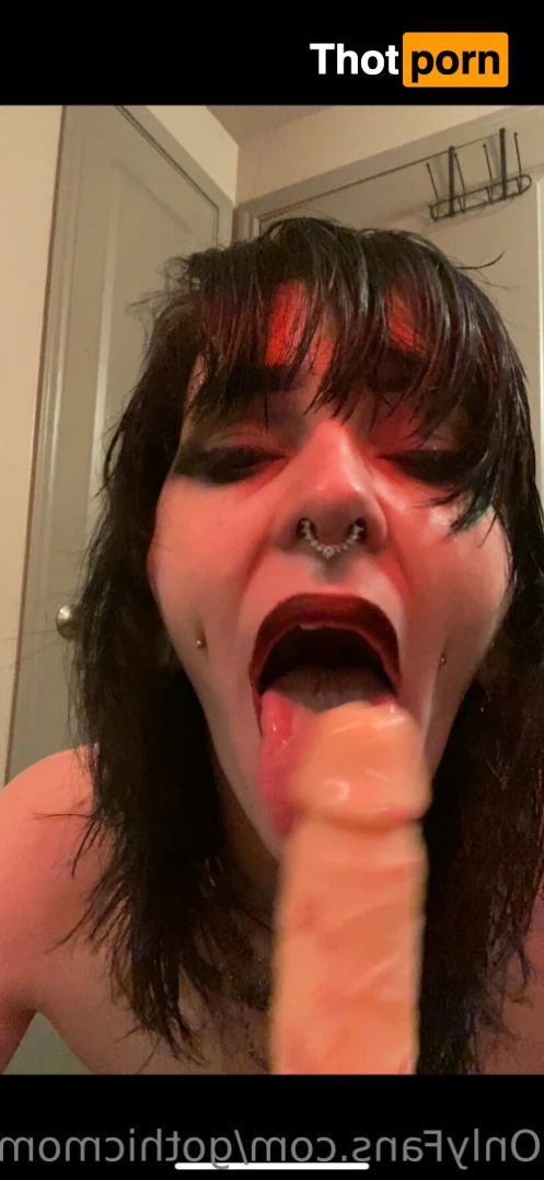 Gothic goddess 12714011