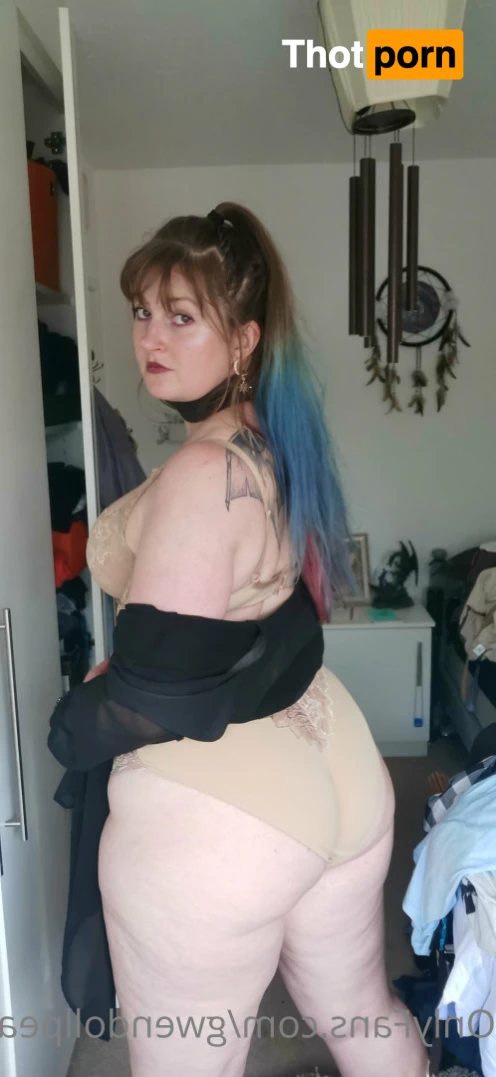 Gwendoll Peach 12705295