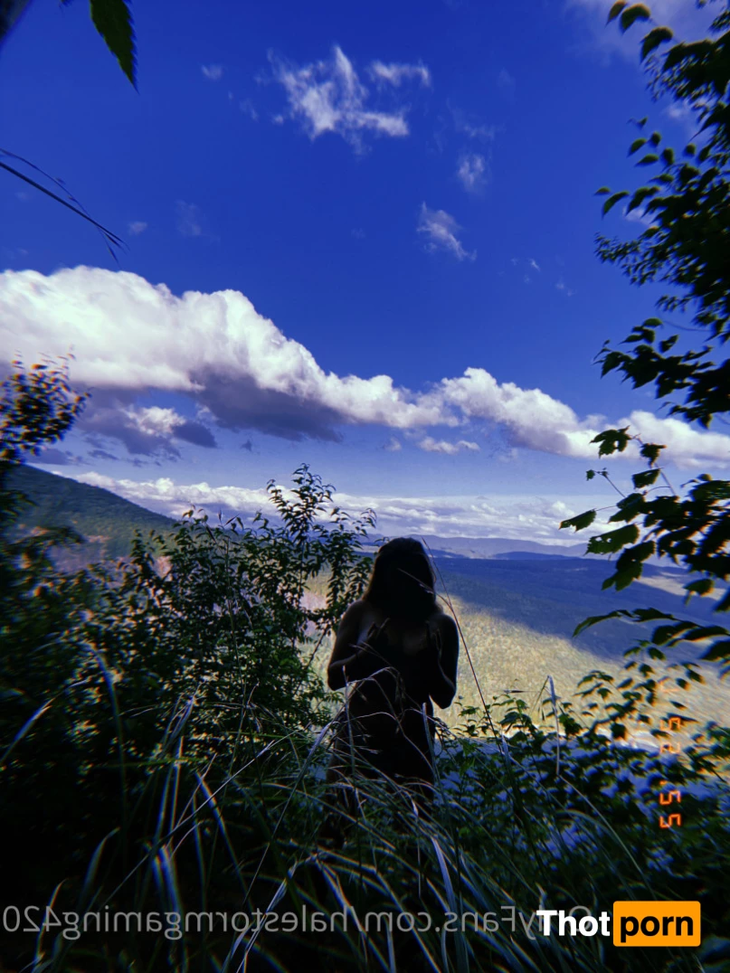 Haley Perkins 5784174