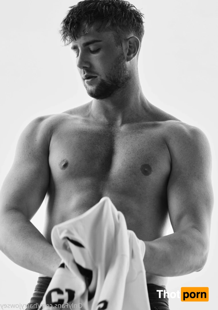 Harry Jowsey 11965153