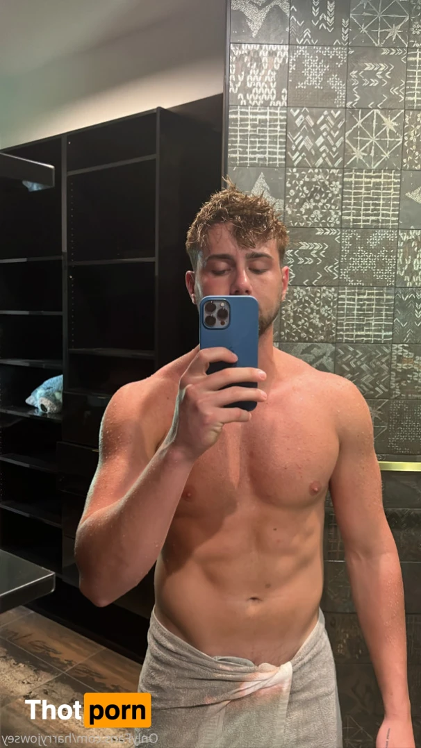 Harry Jowsey 11996537