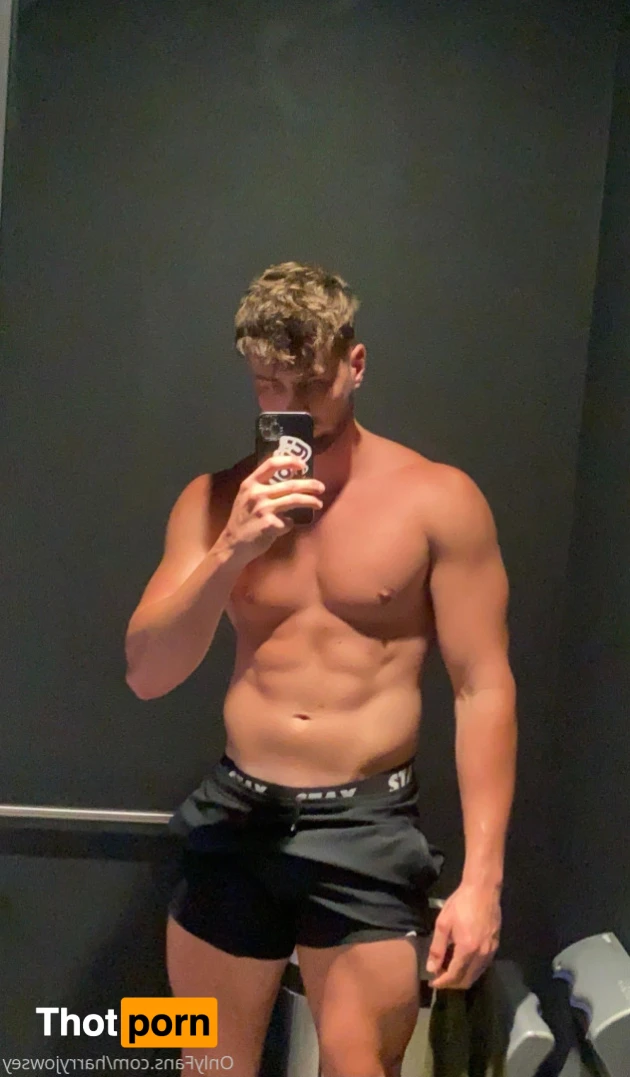 Harry Jowsey 12009443