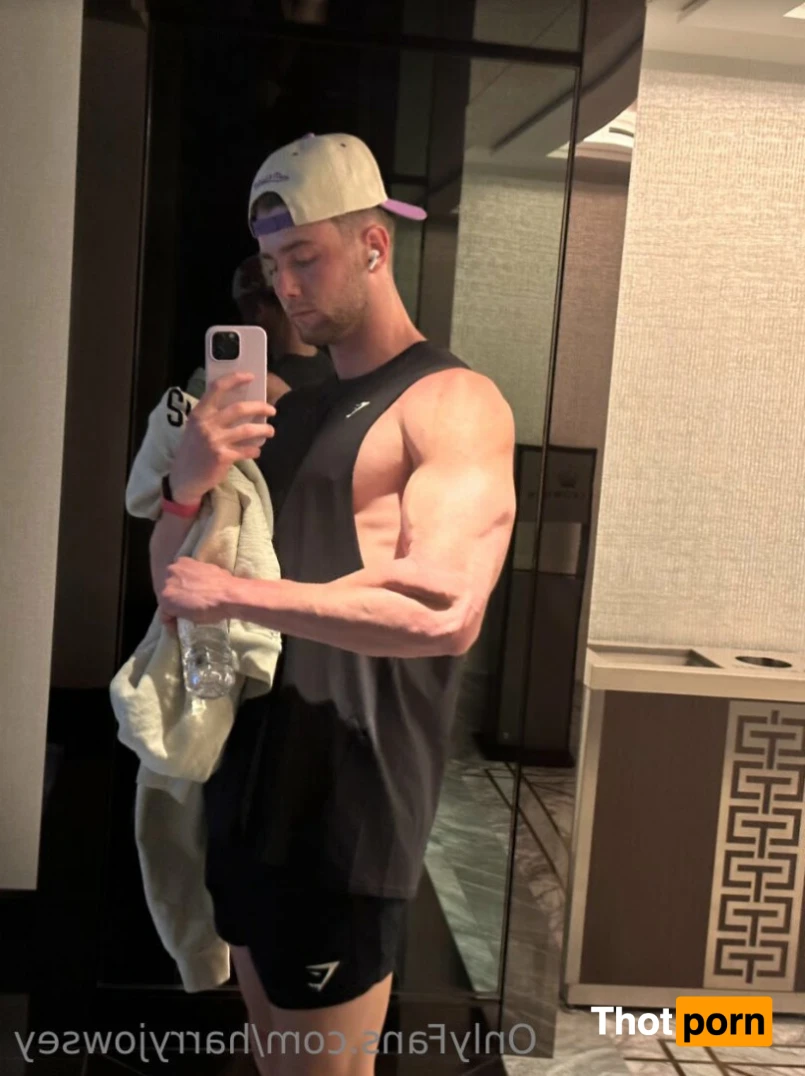 Harry Jowsey 12677814