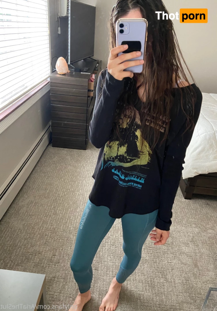 hiblissfularia 5583090