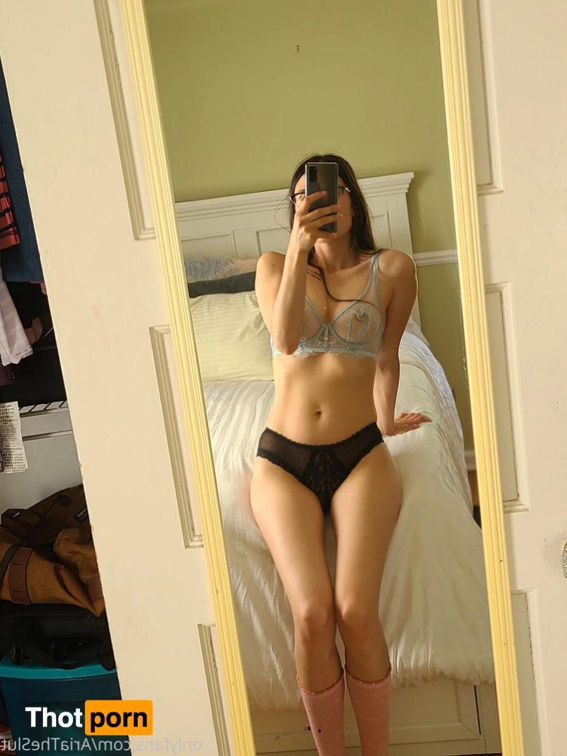 hiblissfularia 5583250