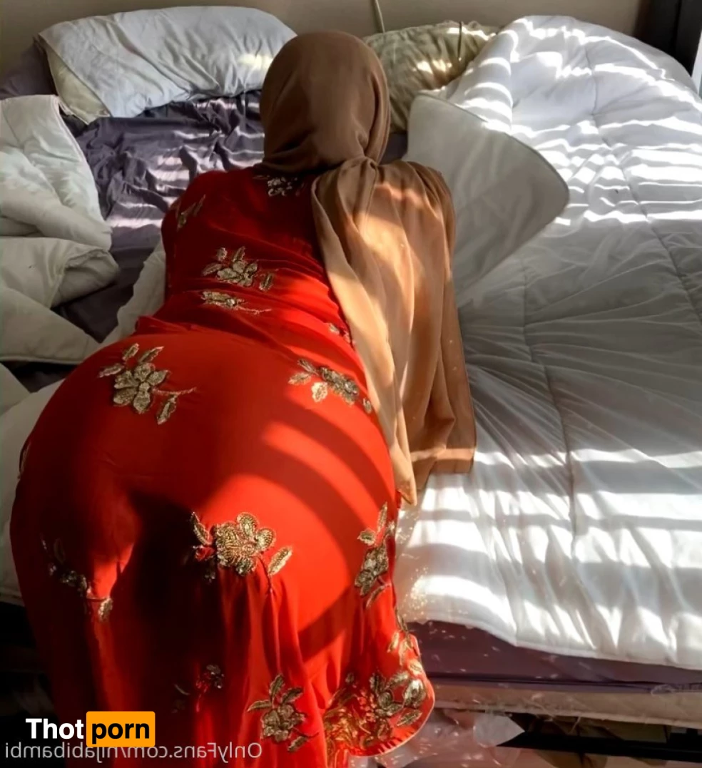 Hijabi Bambi 5595229