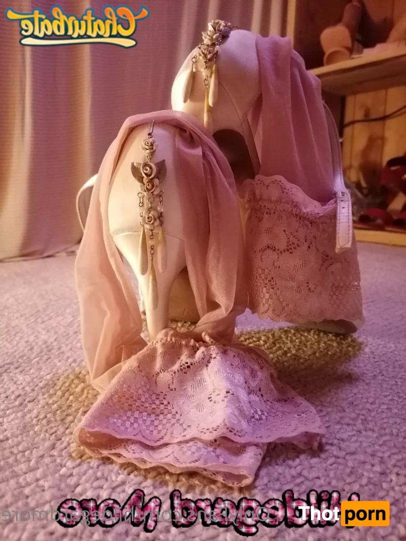 Hildegard More 5583317