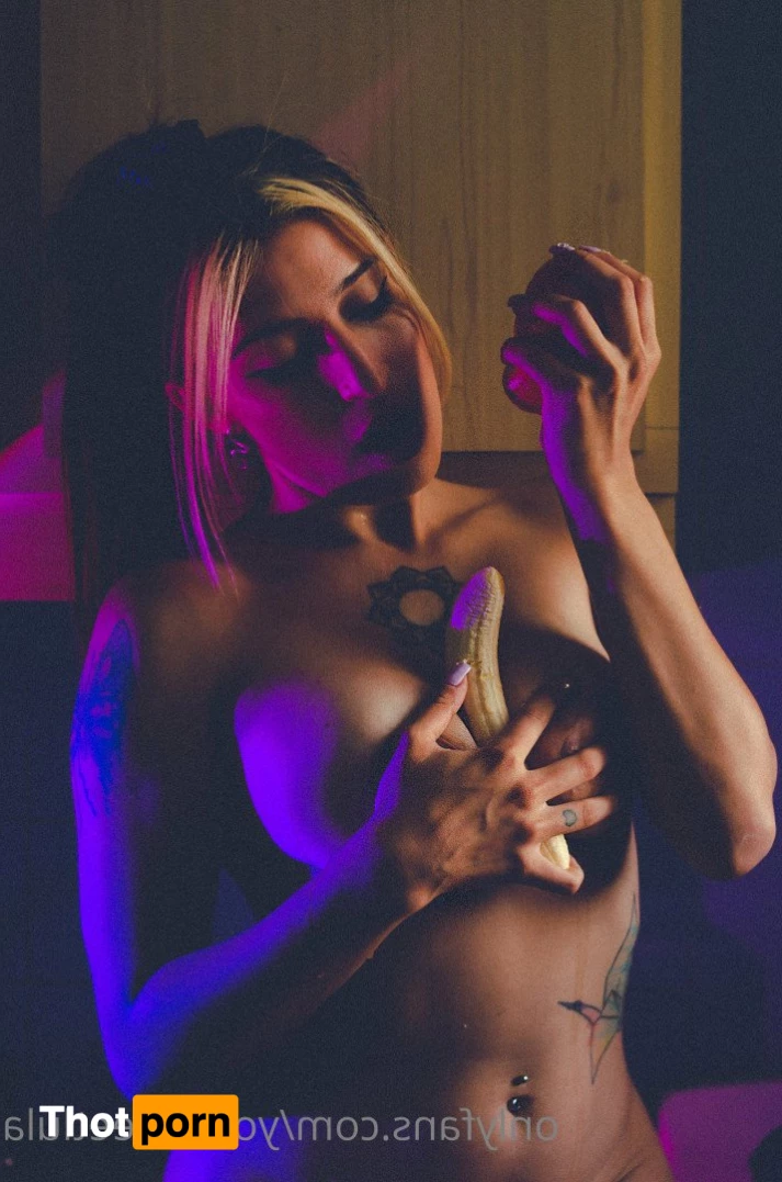 𝗜𝘁'𝘀 𝗟𝗼𝗹𝗮, 𝗵𝗼𝗻𝗲𝘆🍭🥰 5460528