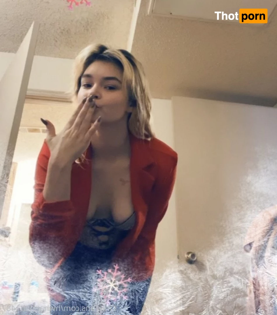 housewifehannah 5459960