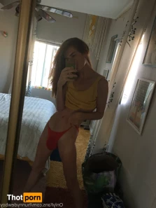 5592962
