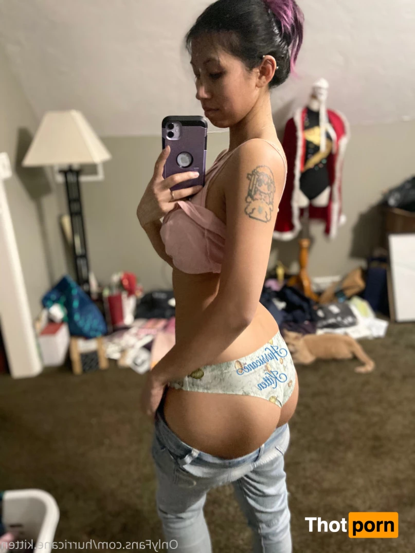 Hurricane Kitten 5752934