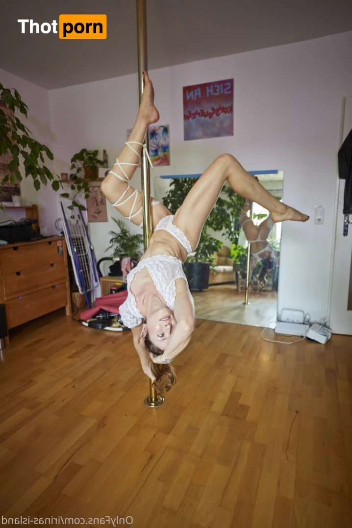 Irinas Island 5588935