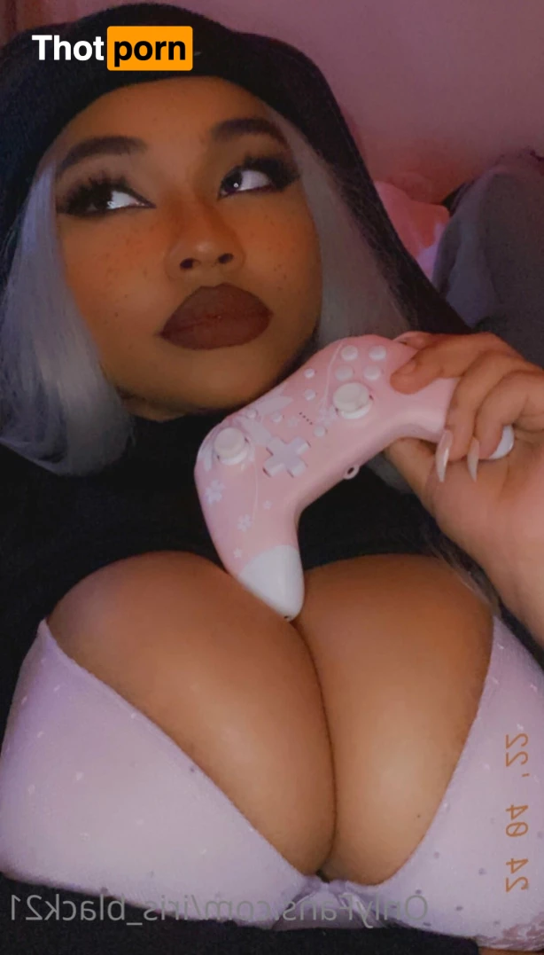 Iris black🖤 5561441