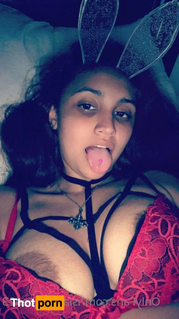 Island queen 5451136