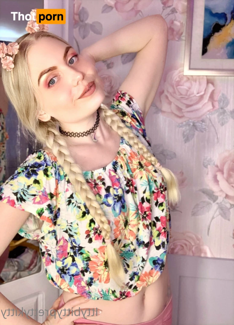 Kitty  ( Free page ) 5576215