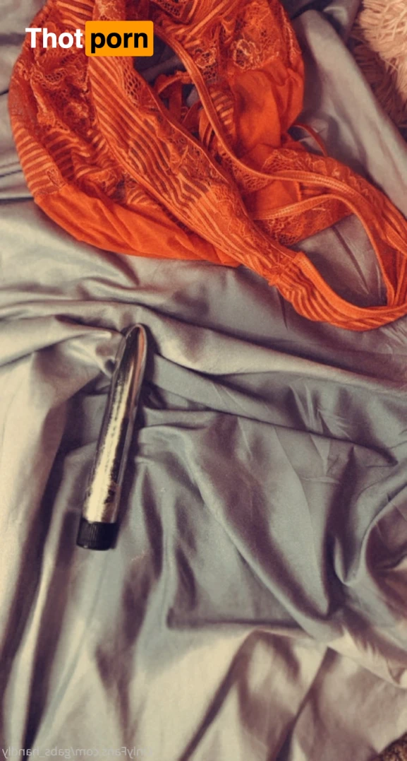 Gabrielle ⚡️ 13543402