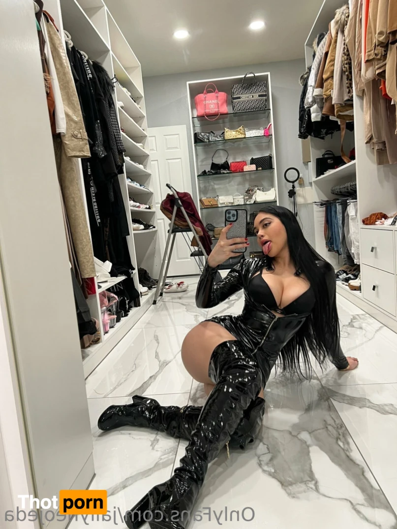 Jailyne Ojeda Ochoa 12303907