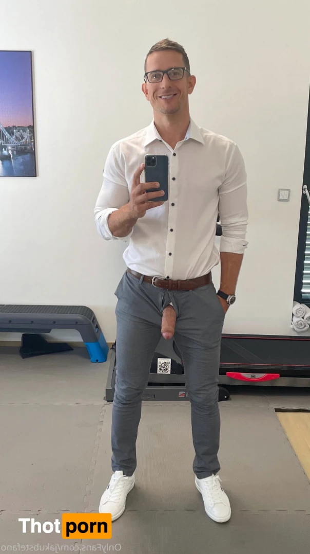 jakub stefano 12301423