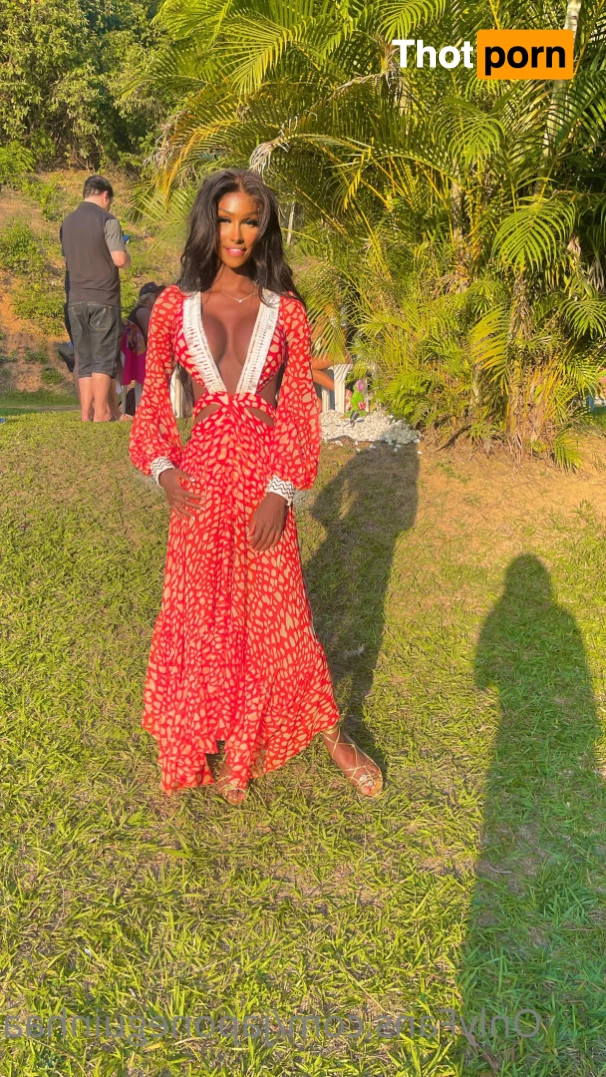 japoneguinhaa 5525318