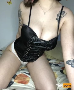 5576539