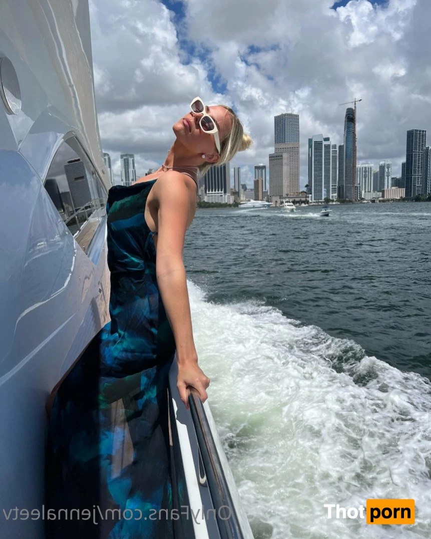 Jenna Lee TV 10850858