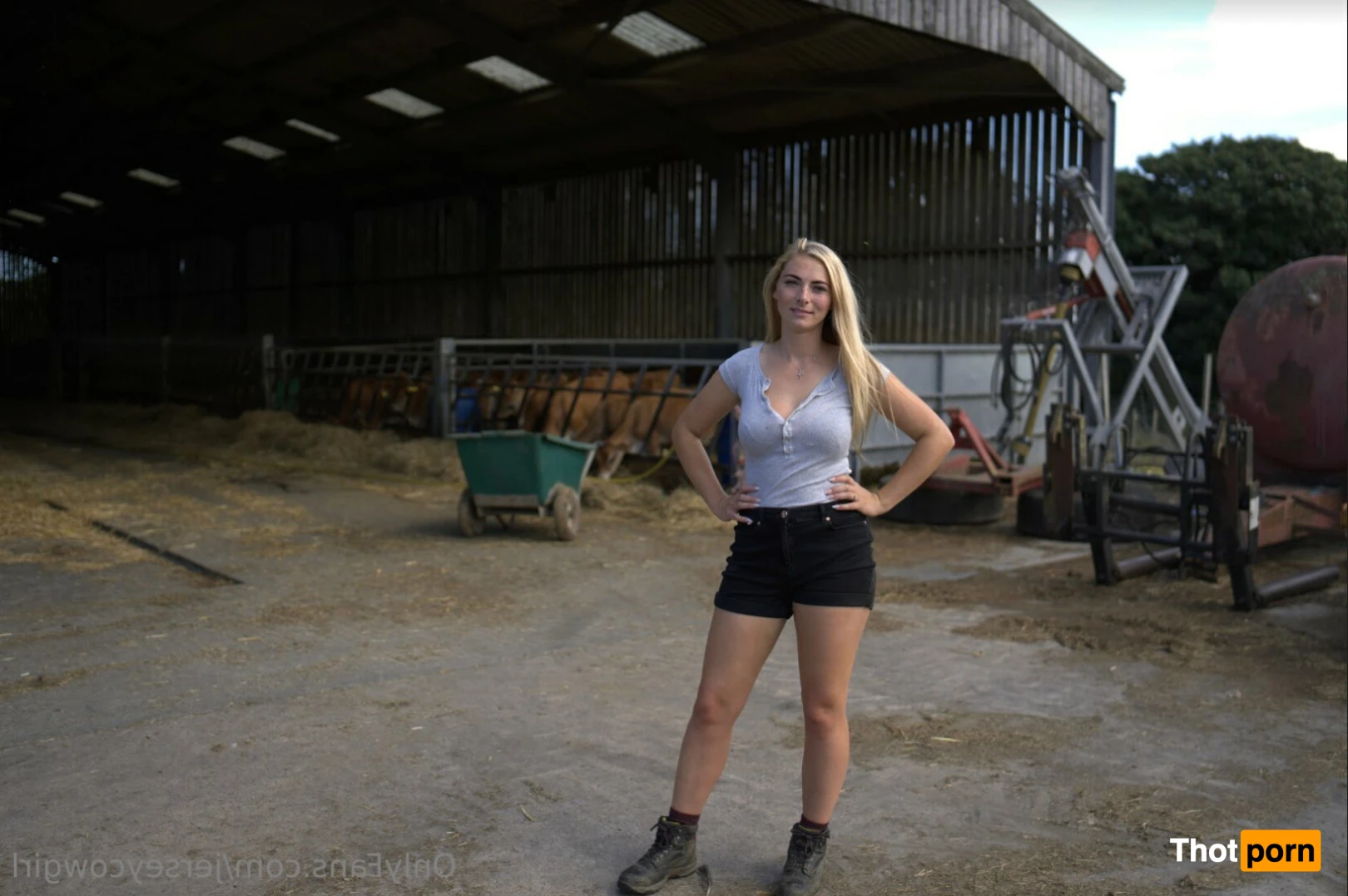 Becky Houzé 🐮 12210822