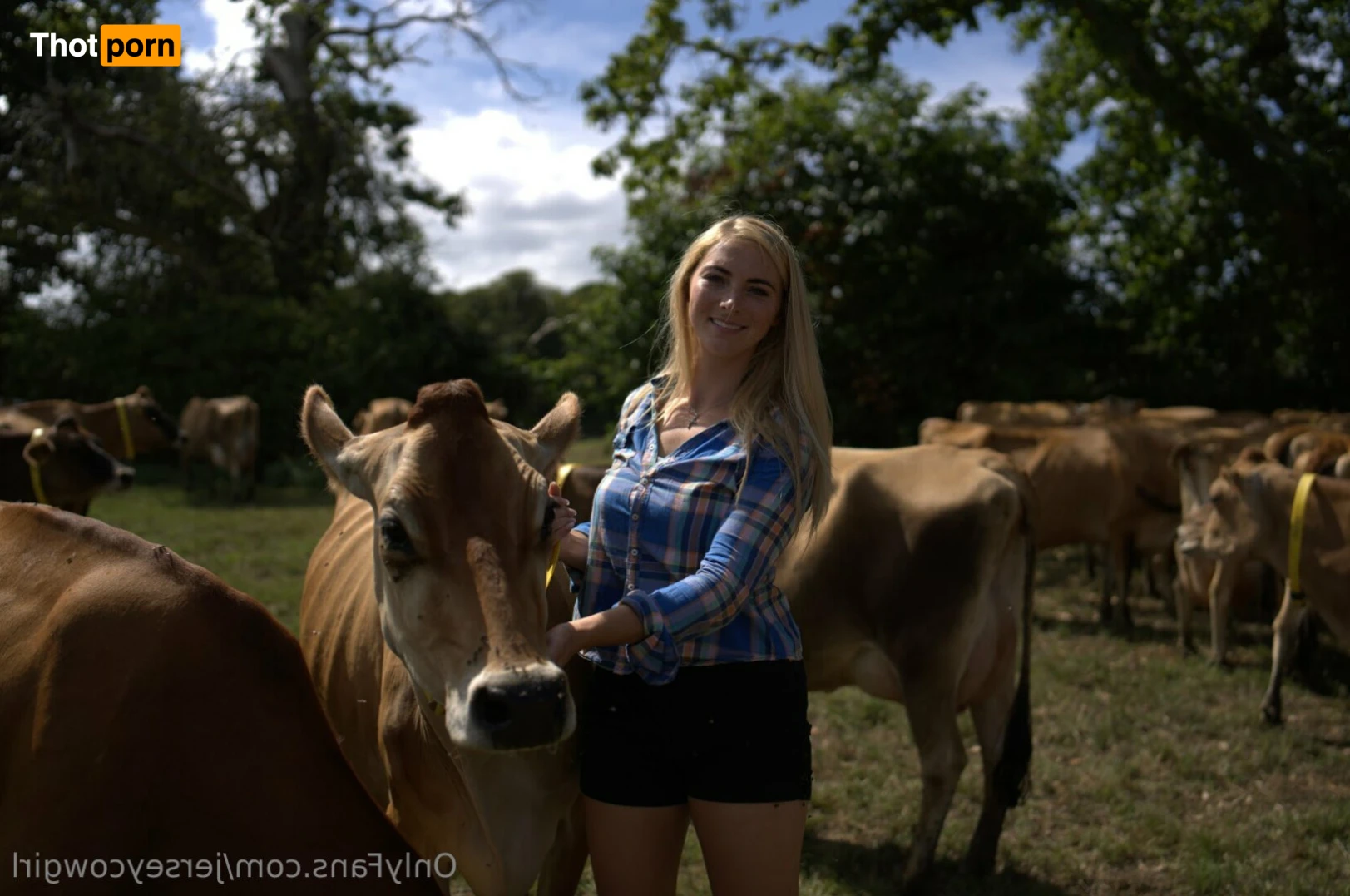 Becky Houzé 🐮 12211742