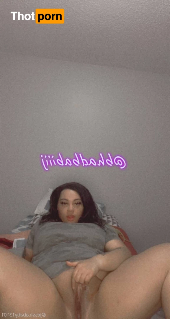 ⭐️Girl Next Door⭐️ 5737749