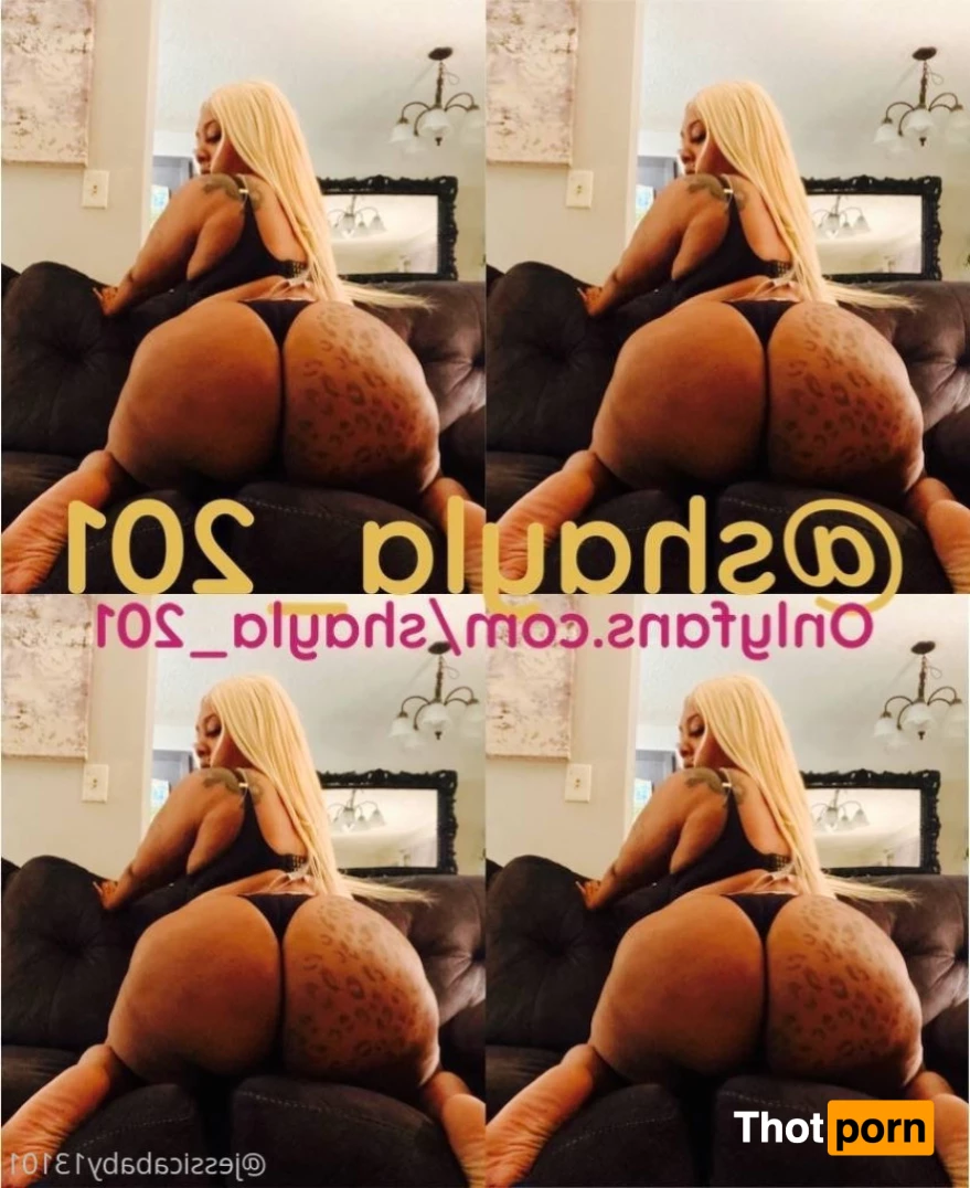 ⭐️Girl Next Door⭐️ 5737759