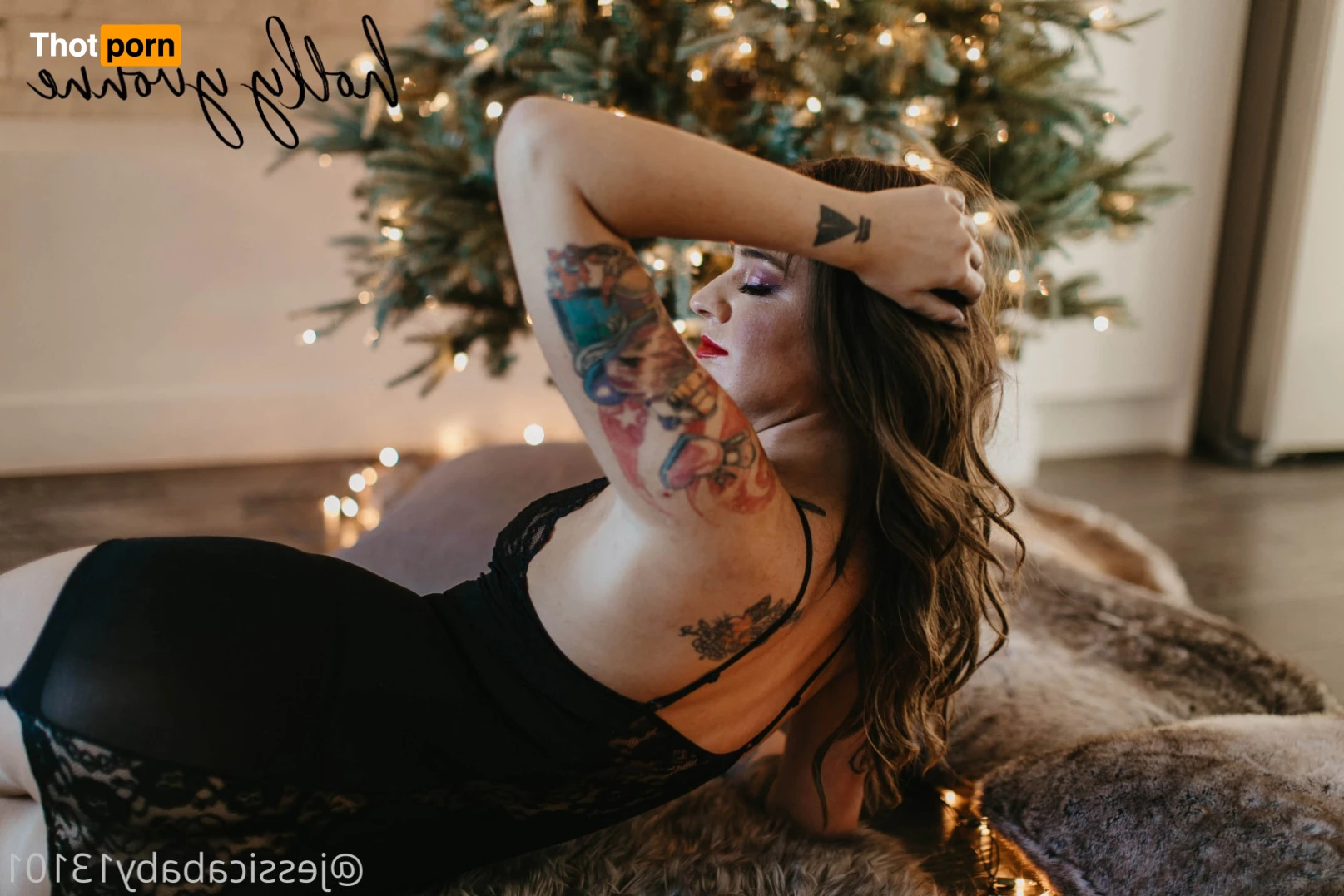 ⭐️Girl Next Door⭐️ 5737777