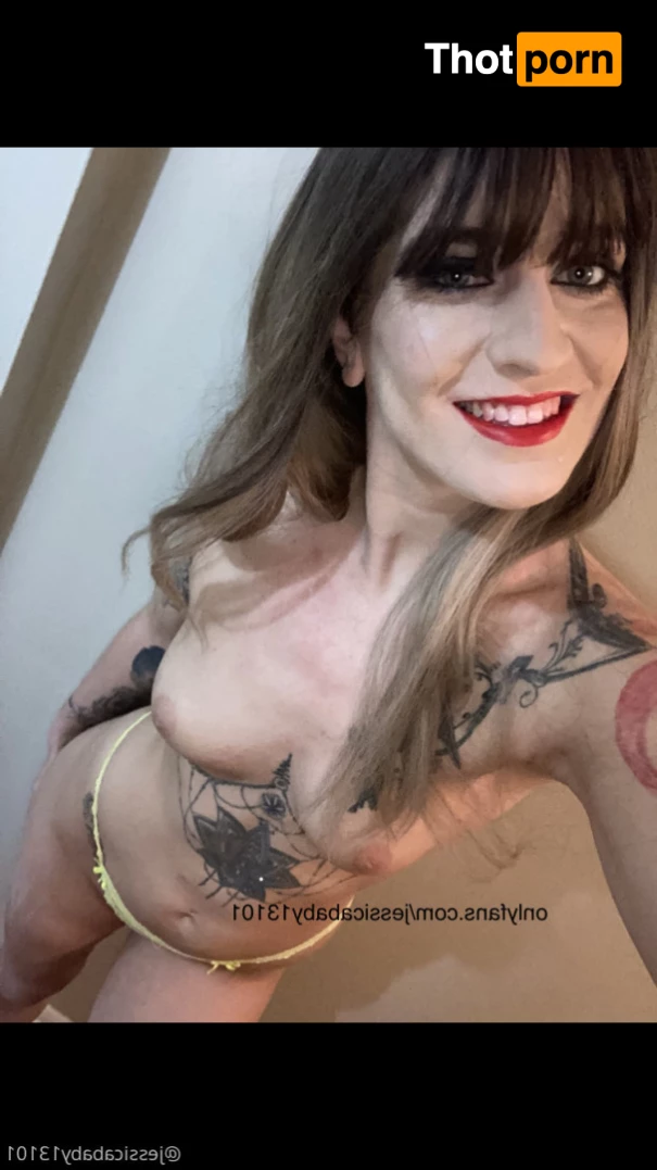 ⭐️Girl Next Door⭐️ 5737850