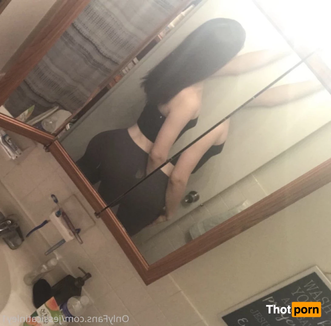 jessicatinley2 5723994