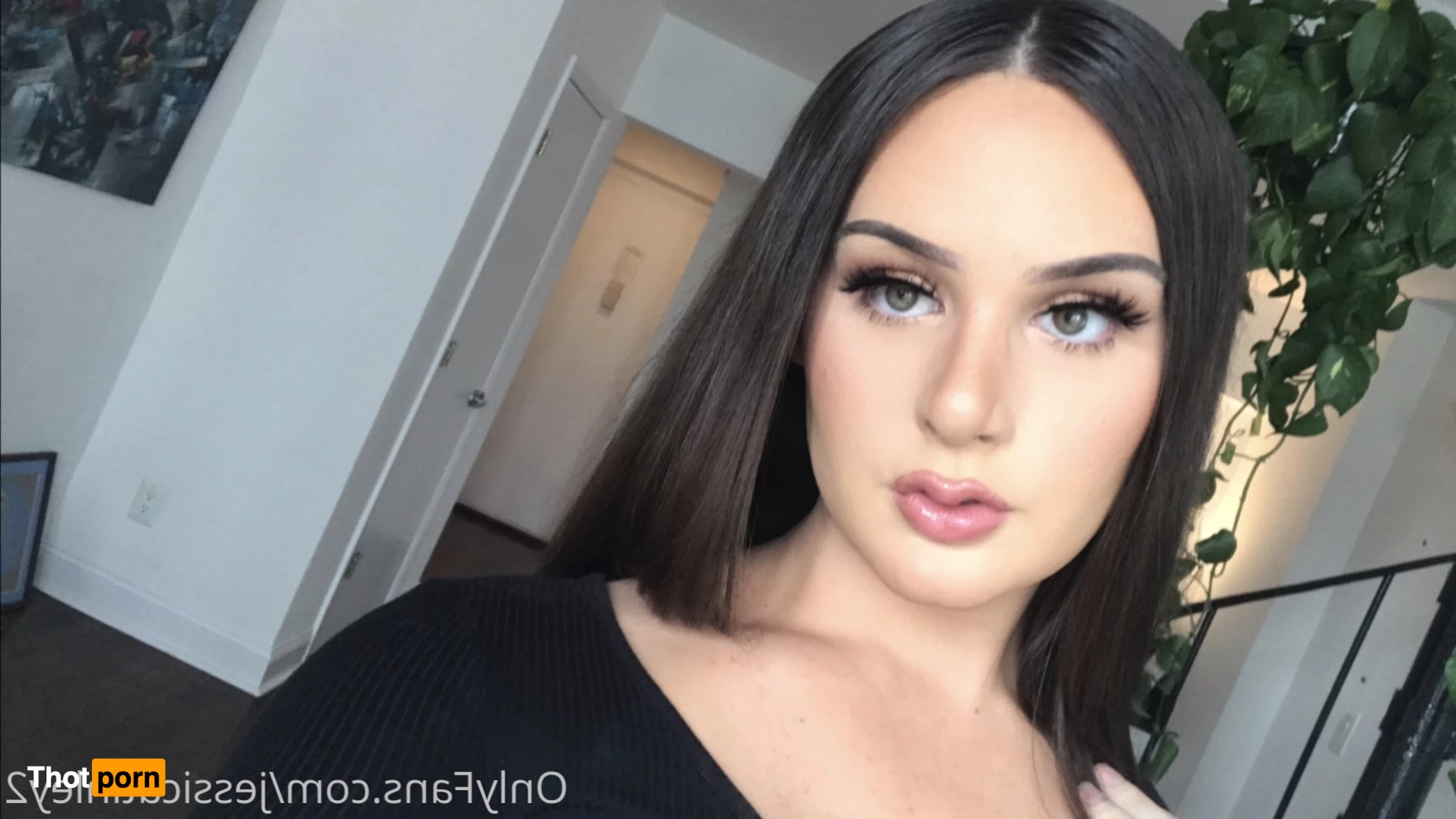 jessicatinley2 5724035