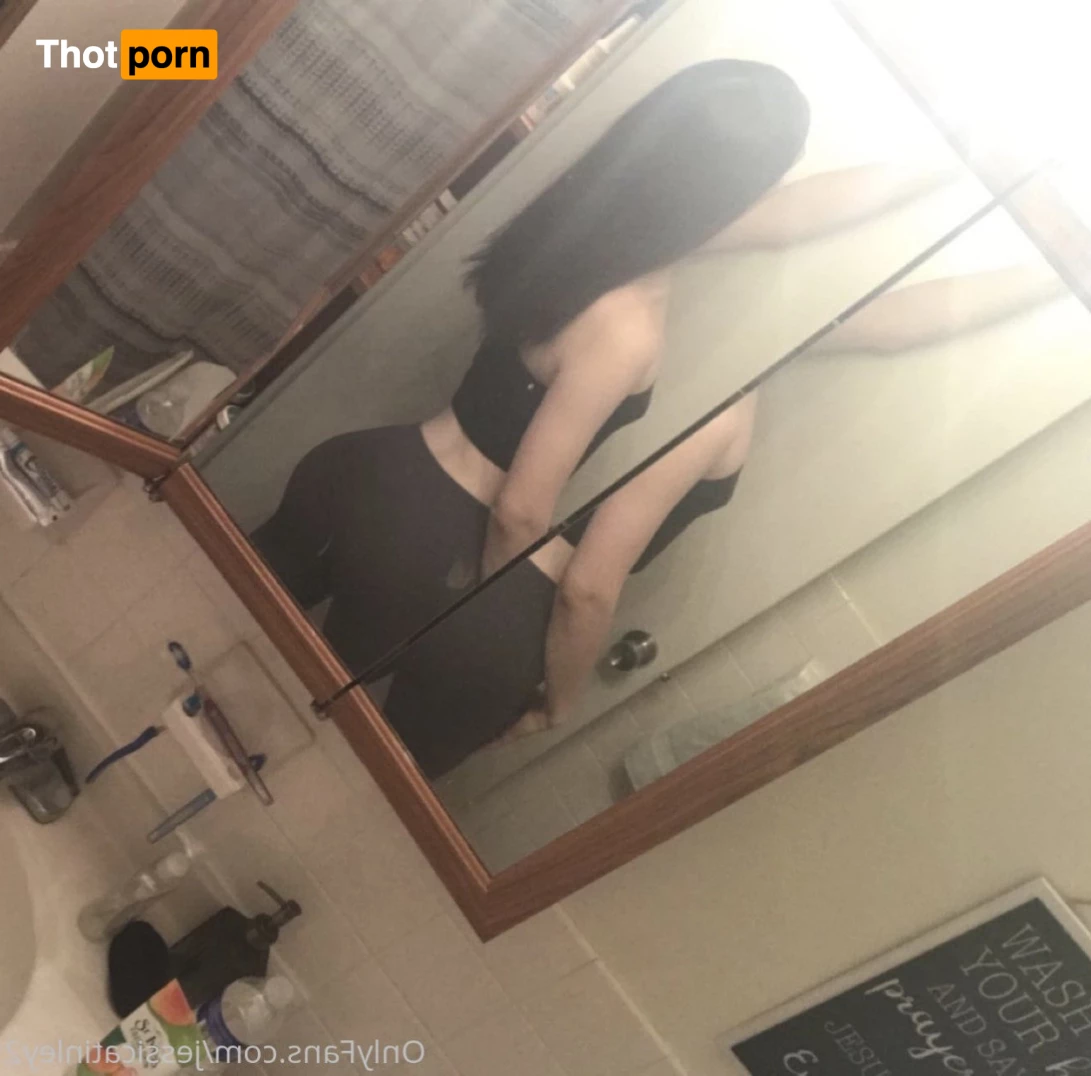 jessicatinley2 5724185