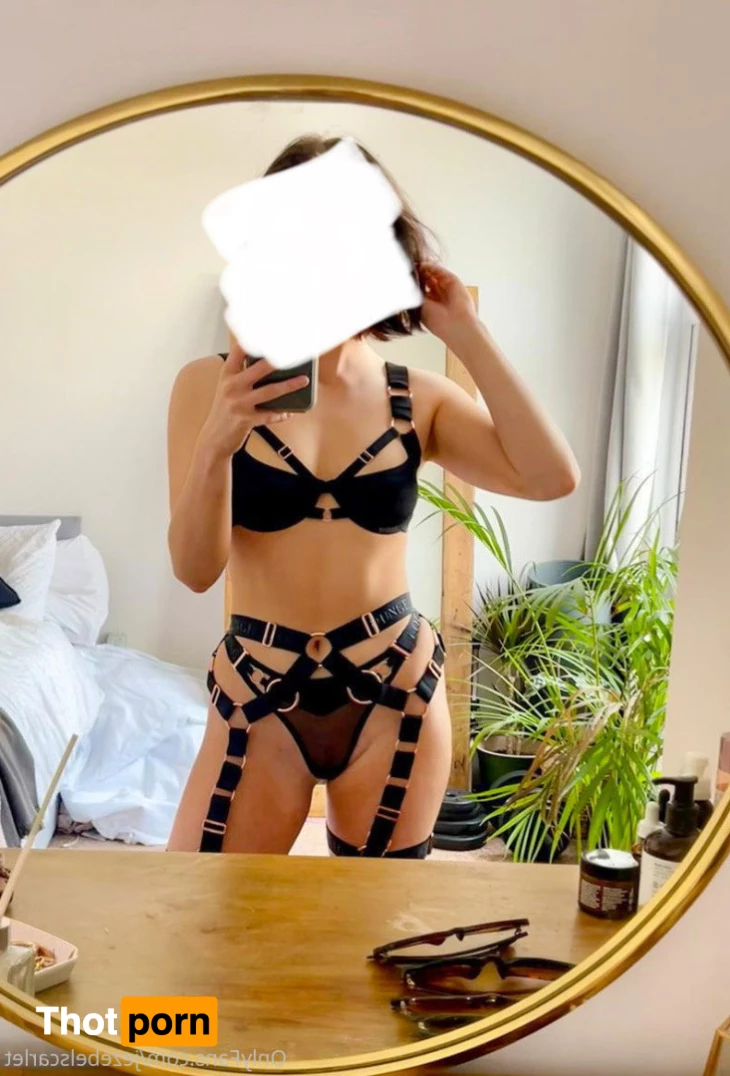 Jezebel Scarlet 9083630