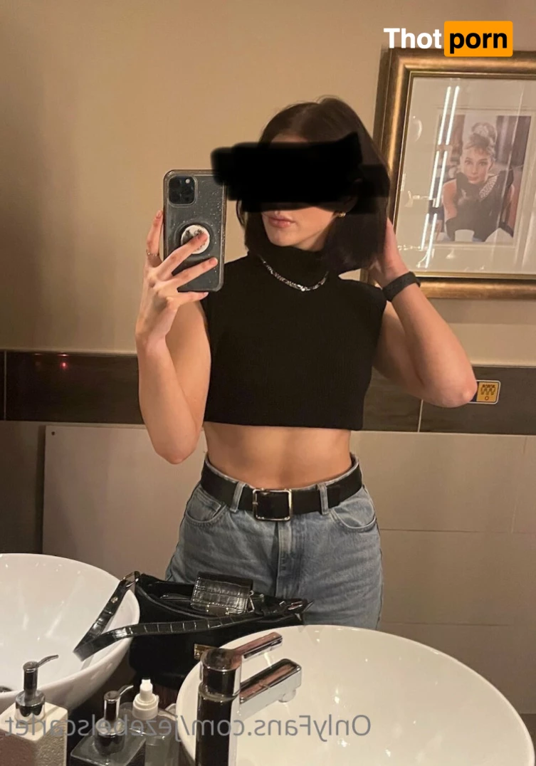 Jezebel Scarlet 9083678