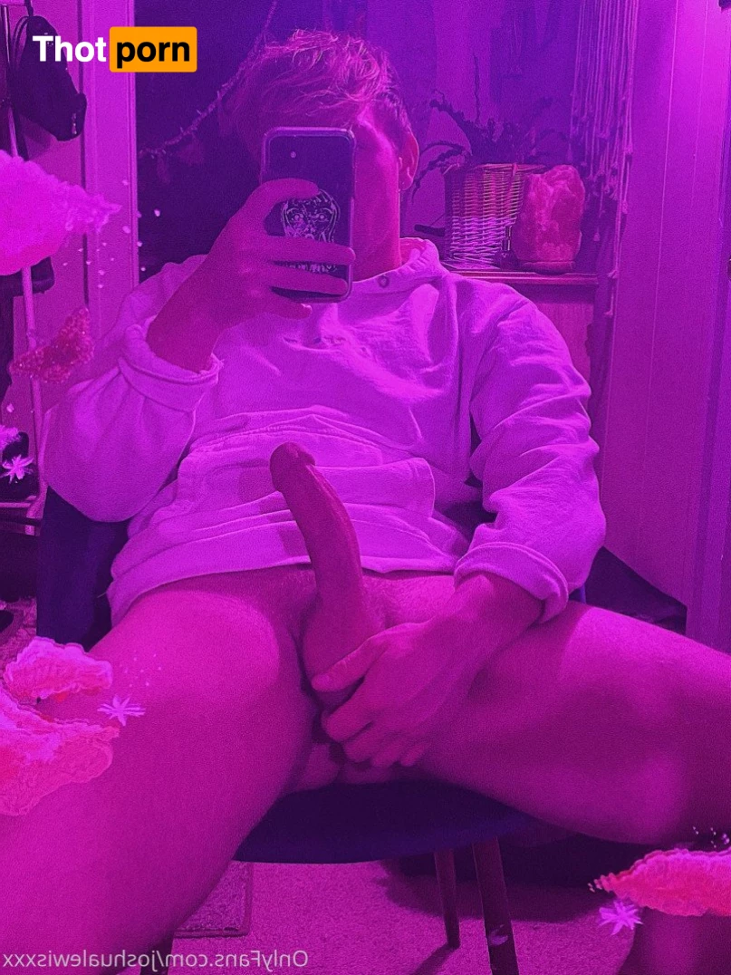 Joshua Lewis 5423566