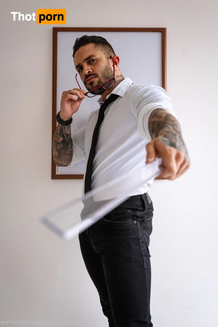 Julian Chase Free Content 5668347