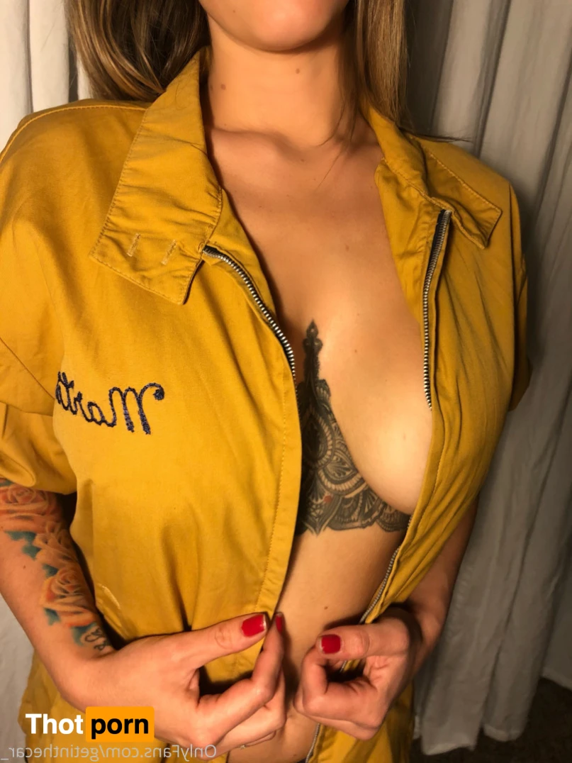 Getinthecar_ 12324716