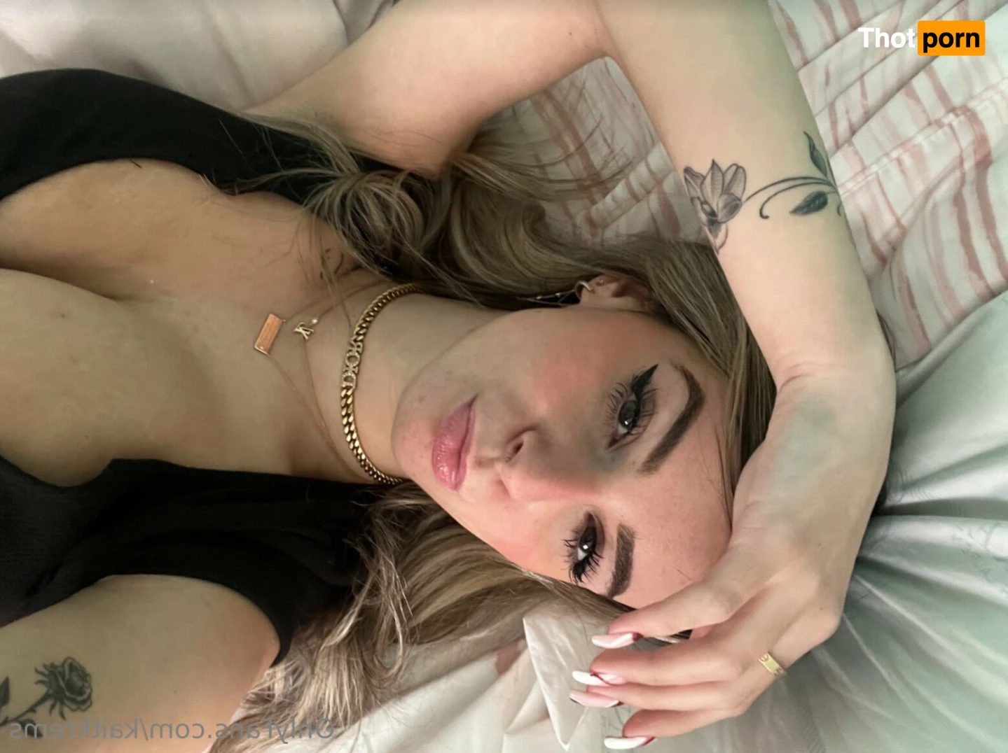 Kaitlyn Krems 14045151